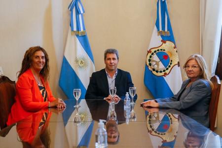 0e6ba86486c328eb2fd9ecc5b0c941b4_M