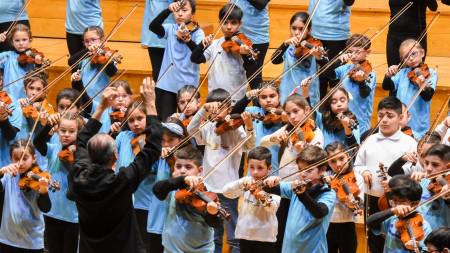 4cc149abf59b76cab7d47869393f9db0_M