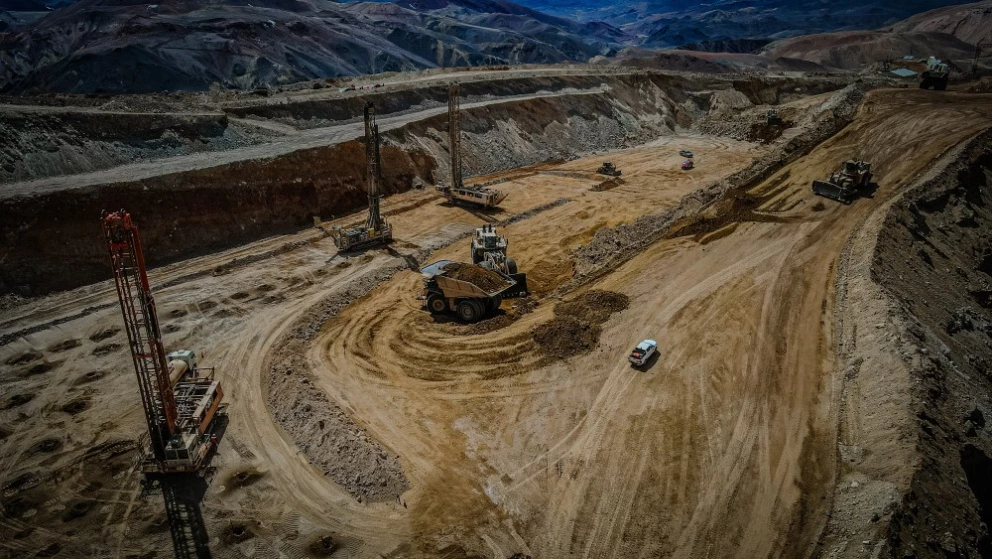 5bd2fbbee6bc8a454256a0e61c4ced6a_XL