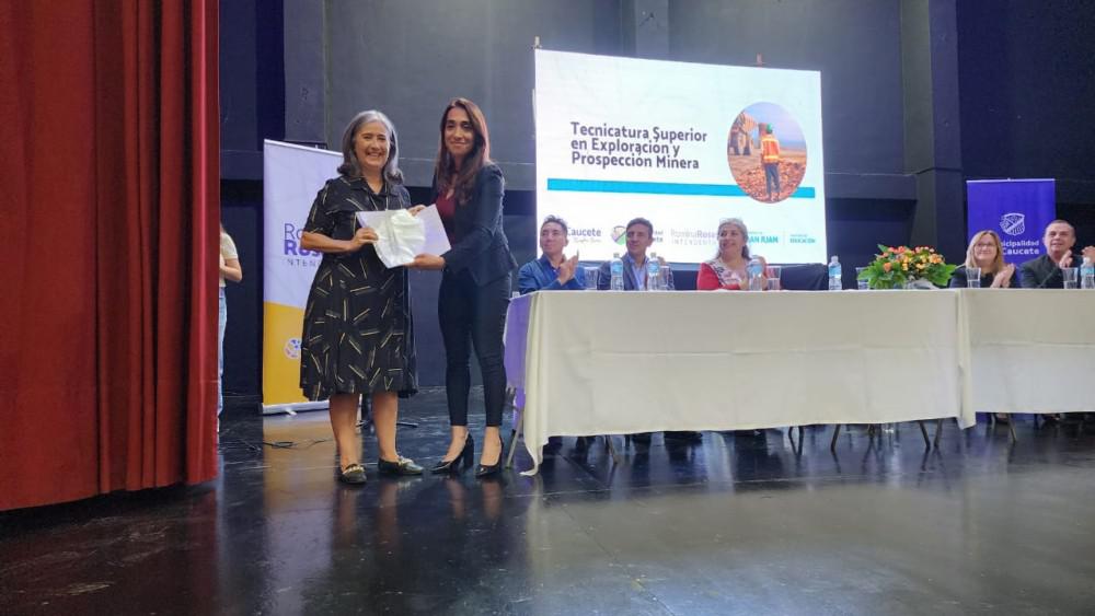 1fade124e057fa51eaf0487999dc0933_XL