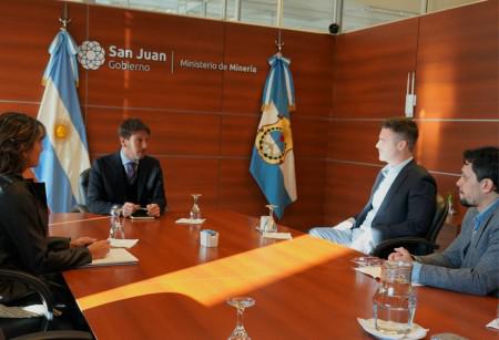 e677af4463a1c97eb861528dfce0bf73_M