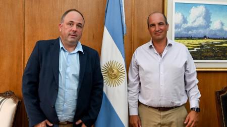 16b3ff04d284458f91d75b1aa1709327_M