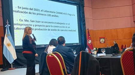 e4f70658454a5d89ca901a50504ec27a_M