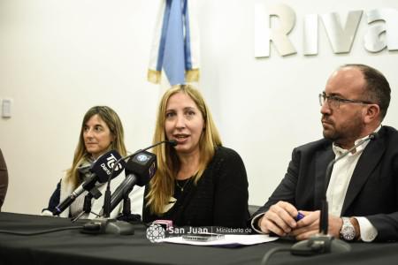 a33858963089a4756c556a03afef3b2c_M