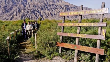 9dc555e04dd50642d3ac45f85310e3a2_M