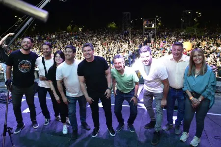 08cefdfee352c5b5193a045b70fdd0b9_M