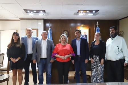 e8af10569deecfbc73b3e22f83f59628_M