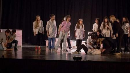 4966a6e9cb5d13ebd2aef82eace8579c_M