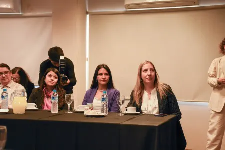 7f99f40621552baa6686f4903b6cf23d_M