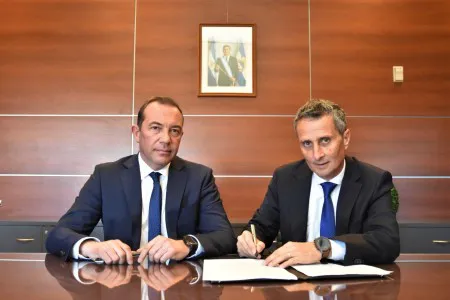 fe06702f758a85761bb7c64767d82415_M