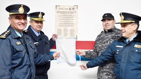 6dbb0f9ddcc1f6c2024a41ba05b4d2a2_M