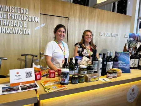 c4cd2fa4772df58c49728a2a92be08dc_M