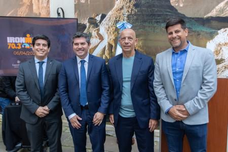 445fb542e973a763482186761eced992_M