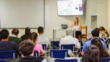 e3297527eaeab2e3293ab5a13a702c39_M