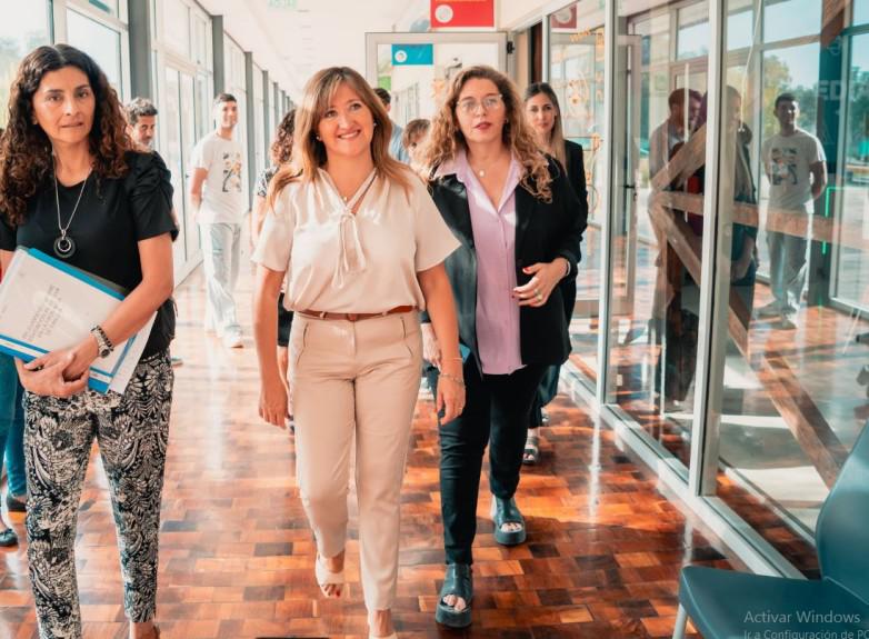 f3a84f9f08b53737ff3c19f3c2be0578_L