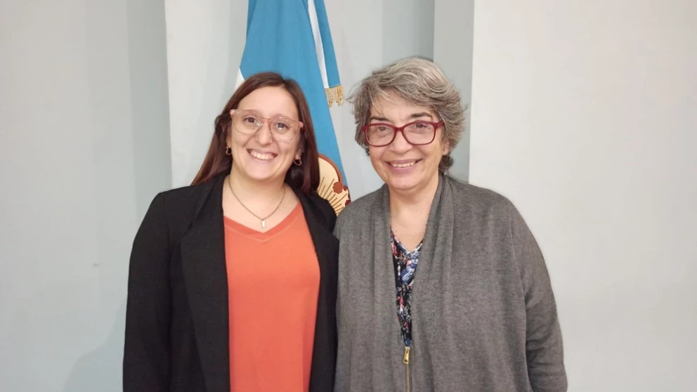 fb0affa119e0c46b4b27a02d6b0a8f81_XL