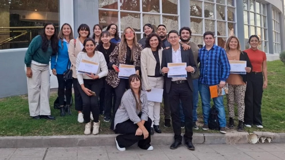 ecf60c87282344b5d4c4a5d4c18020eb_XL