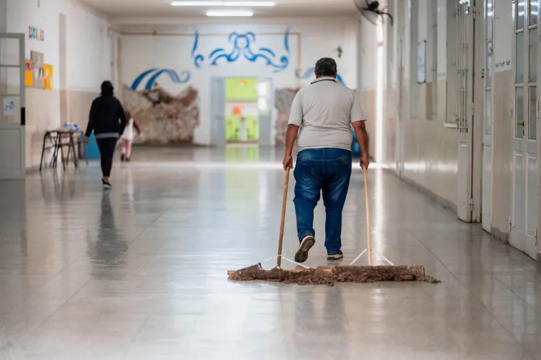 476ba6e50d148f7204a4bf042acf344a_L