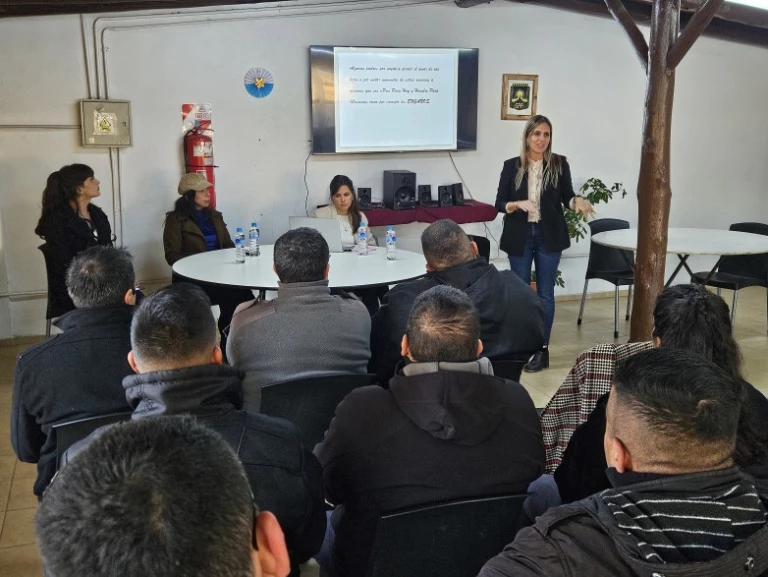 e6c6160e2e10beb93ce5eeb8d997a785_L