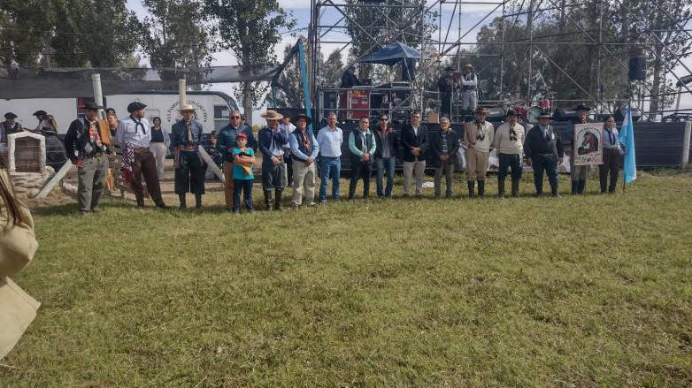 0af9249cbc1e7e9a5ae9dfa0eb556478_L