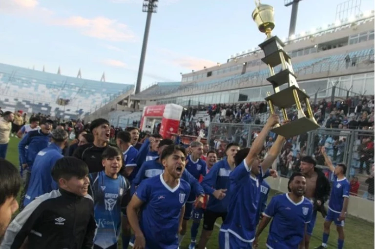 8b822cb2b091d5770893ccc780d8fbbd_L